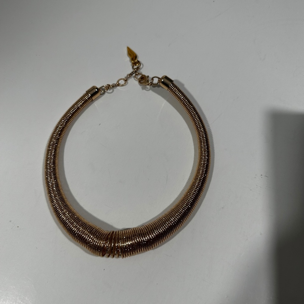 DVF Diane Von Furtenberg Choker‎ necklace in Gold